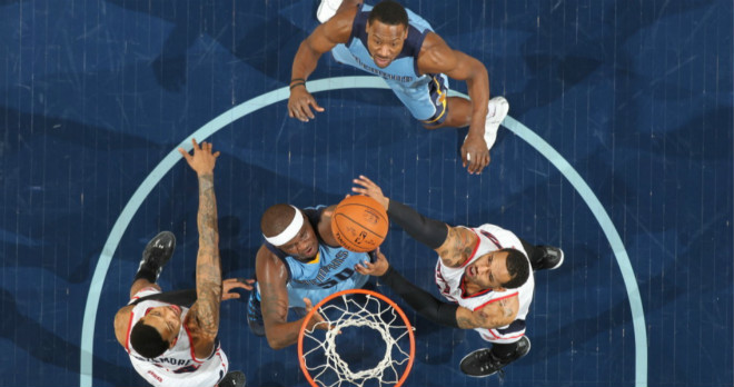 奥尼尔扣碎篮板集锦 奥尼尔扣碎篮板集锦